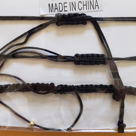 3 Pc Adjustable Cord Bracelet. $7 - Picture 4 of 8
